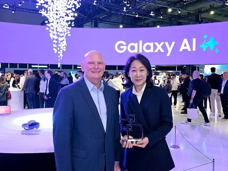 Samsung Galaxy S26 Ultra a câștigat premiul „Best in Show” la Global Mobile Awards în cadrul Mobile World Congress 2026